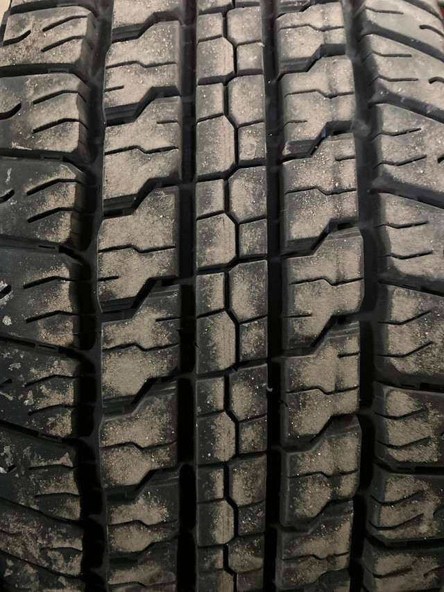 4 pneus dété P265/65R18 114T Goodyear Wrangler Fortitude HT 19.0% dusure, mesure 10-10-9-10/32 in Tires & Rims in Québec City - Image 4