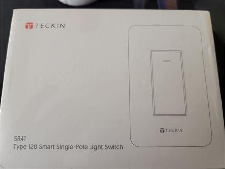 Teckin SR41 3 Way Smart Wi-Fi Light Switch PACK OF 2 in Cables & Connectors in Ontario