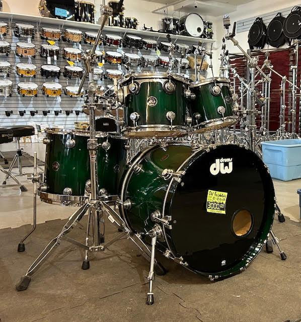 DW Pre-Collector`S 10-12-16-22 Green Fade - Used-Usagé in Drums & Percussion in Québec