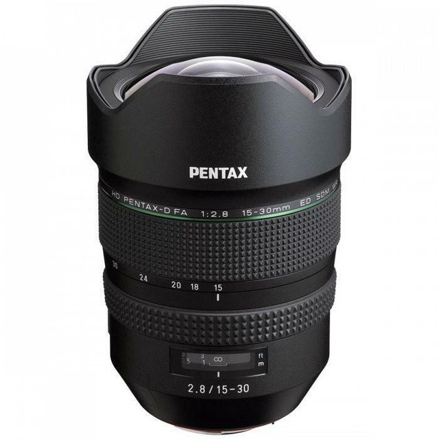 HD PENTAX-D FA 15-30mm F2.8 ED SDM WR in Cameras & Camcorders