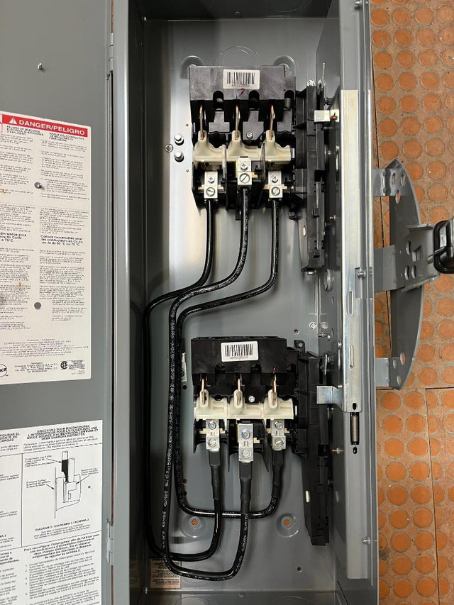 Transfert Switch (Interrupteur de transfert) 100 Amp 600V Neuve Square D in Electrical in Québec - Image 3