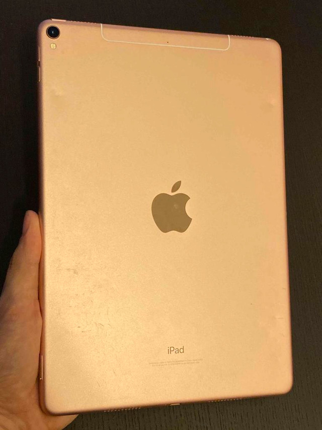 iPad Pro 1 - 10.5 64 GB Unlocked -- Our phones come to you :) in iPads & Tablets in Ottawa - Image 4