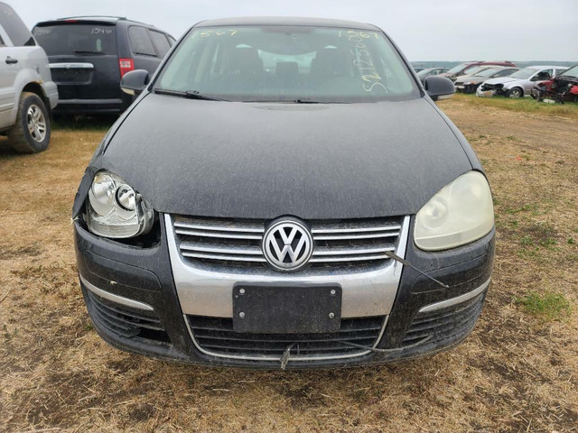 WRECKING / PARTING OUT: 2006 Volkswagen Jetta TDI Parts in Other Parts & Accessories - Image 4