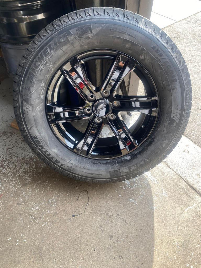 SET OF FOUR BRAND NEW 18 INCH FORD F-150 EXPEDITION REPLICA WHEELS 6X135 + 265 / 65 R18 MICHELIN X ICE WINTER TIRES !! in Tires & Rims in Toronto (GTA) - Image 4