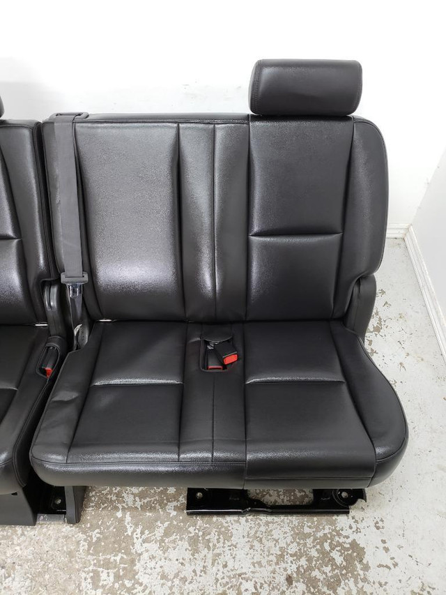 Yukon Tahoe 2nd Row Bench Truck Seat Denali 2013 Short Chev in Other Parts & Accessories - Image 3