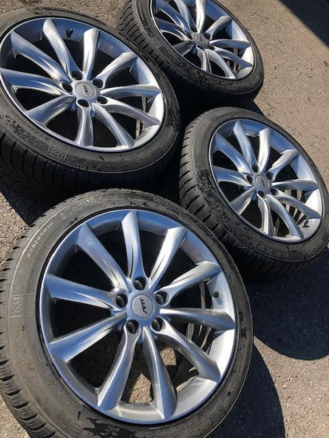 $1850(TAX-IN)- 18Ikon RWTES-01 - TESLA Model Y BLACK Winter / Snow tire Package + 235/55/R18 Bridgestone Blizzak DM-V2 in Tires & Rims in Toronto (GTA) - Image 4