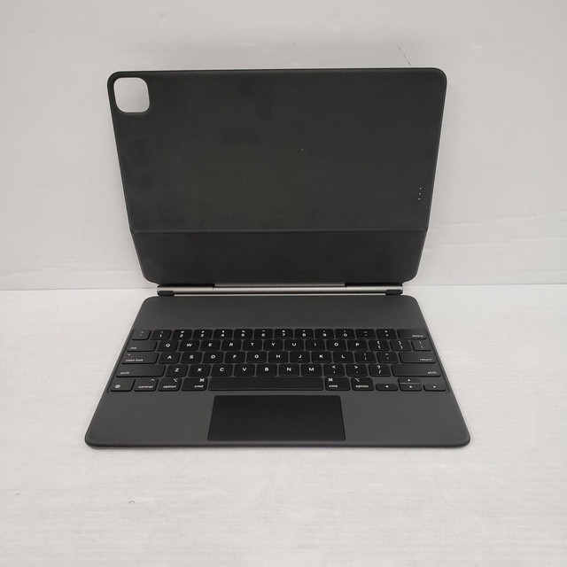 (53124-1) Apple A2480 Keyboard in iPad & Tablet Accessories in Alberta