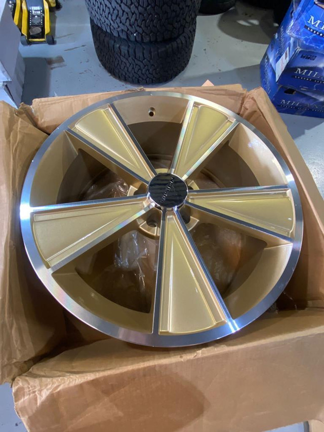 SET OF FOUR BRAND NEW 20 INCH HURST DAZZLER GOLD MACHINED WHEELS !! 5X115 !! in Tires & Rims in Toronto (GTA)