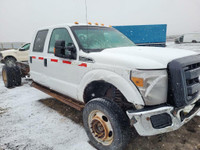 2011 Ford F-450 Dually 4x4 Crew Cab 6.8L Parting Out