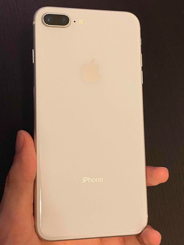 iPhone 8 Plus 64 GB Unlocked -- Buy from a trusted source (with 5-star customer service!) in Cell Phones in Québec City - Image 4
