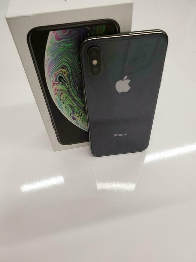 iPhone XS XS MAX 64GB, 256GB 512GB CANADIAN MODELS NEW CONDITION WITH ACCESSORIES 1 Year WARRANTY INCLUDED dans Téléphones cellulaires  à Québec - Image 3