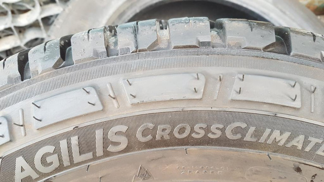 225 75 R16 and 235 65 R16C Michelin Agilis Crossclimate L Range E - H/D Tires in Tires & Rims in Ottawa - Image 2