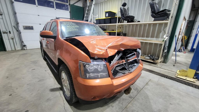 WE BUY CRASH VEHICLES in Auto Body Parts in Lethbridge - Image 4