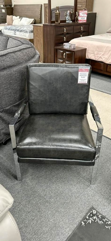 Black Accent Chair On Sale!! in Home Décor & Accents in Windsor Region - Image 3
