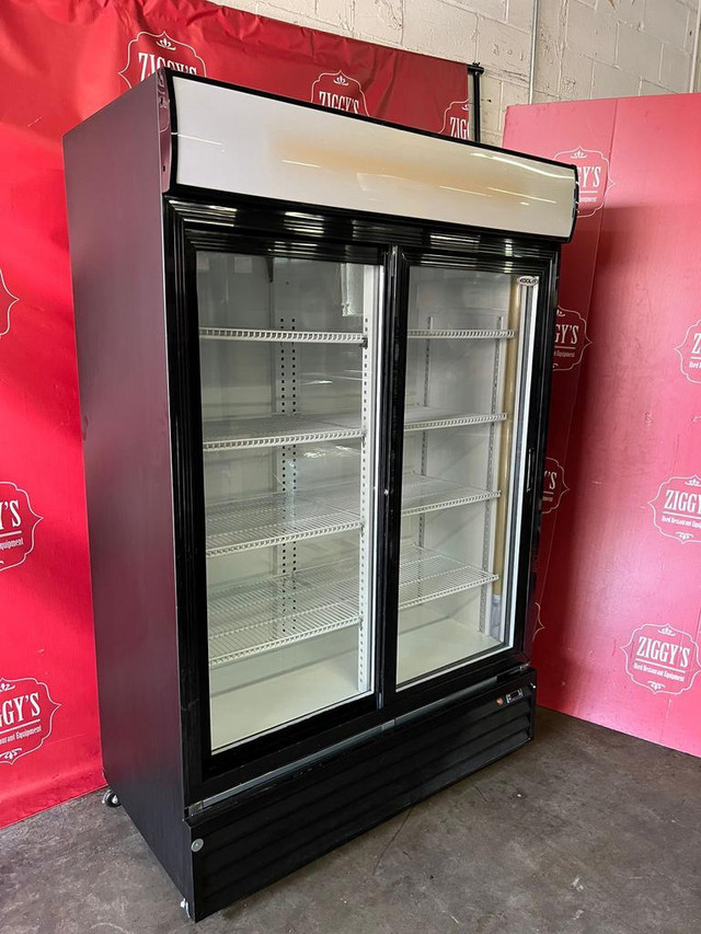 53” commercial double door, sliding glass fridge cooler only $1295 ! in Other Business & Industrial - Image 2