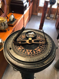 Compas de bateau (ship compass) antique