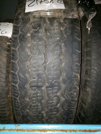 4 pneus d'été LT235/65/16 121/119R Continental VancoFourSeason 52.0% d'usure, mesure 6-6-6-6/32