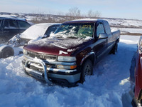Parting out WRECKING: 2000 Chevrolet 1500