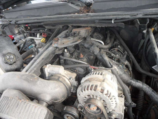 2007 - 2008 Chevrolet Avalange 5.3L Silverado Yukon Sierra 4X4 Automatique Engine Moteur 203215KM in Engine & Engine Parts in Québec