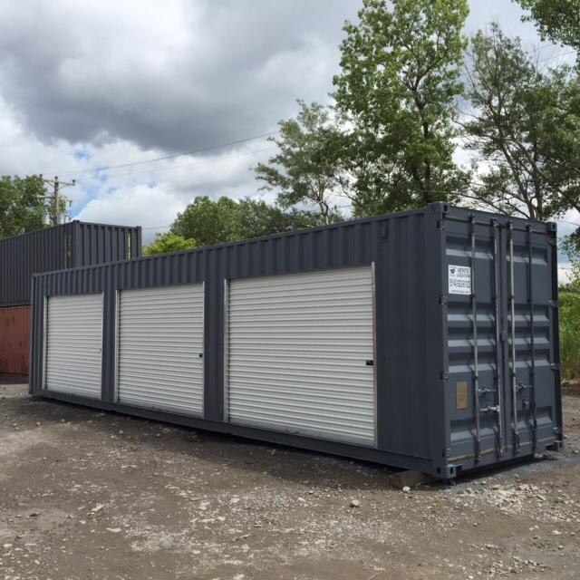 Conteneur maritime container in Other Business & Industrial in Granby