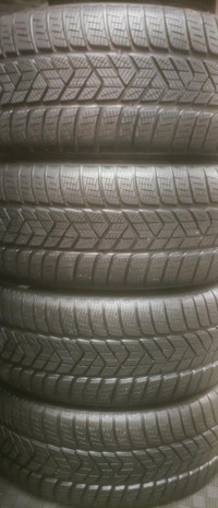 (ZH616) 4 Pneus Hiver - 4 Winter Tires 245-45-21 Pirelli 8-9/32 - PRESQUE NEUF / ALMOST NEW