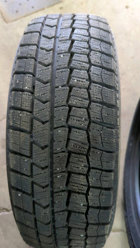 4 pneus dhiver P195/55R16 91T Dunlop Winter Maxx 2.5% dusure, mesure 11-11-10-11/32 in Tires & Rims in Québec City