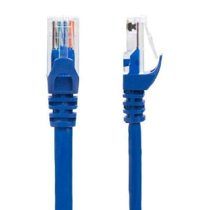 10 ft. Blue High Quality Cat5e 350MHz UTP 24AWG RJ45 Ethernet Network Cable - Blue in Networking in West Island