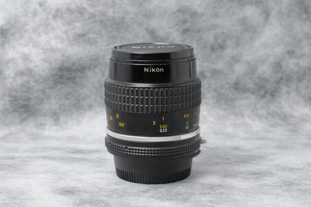 Nikon Micro Nikkor 55mm F/2.8 Lens (ID: 1621) in Cameras & Camcorders