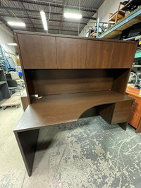Haworth Straight Desk with Hutch-Excellent Condition-Call us now!