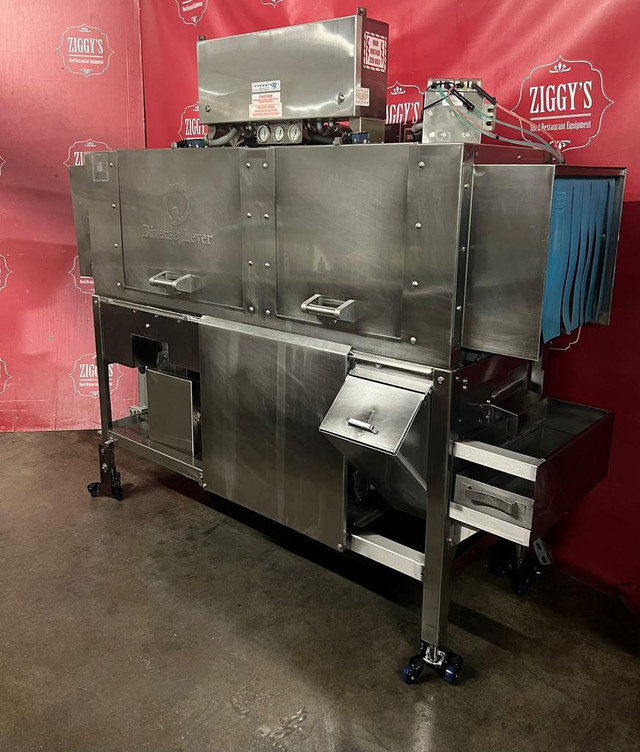 $30k ADS AD-66 conveyor high temperature dishwasher like new for only $10,500 ! Can ship anywhere ! Also have tablings in Industrial Kitchen Supplies - Image 2