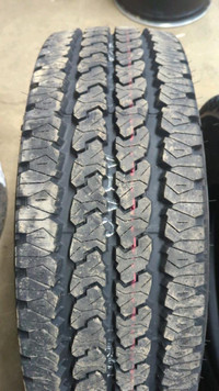 4 pneus dété LT265/70R17 121/118Q Firestone Transforce AT 5.0% d&#39;usure, mesure 16-16-16-16/32