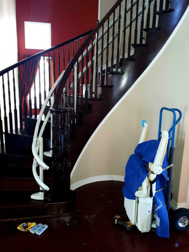 Stairlift Removal Service!  I pay cash $$$ for your Chair Lift! Stair repair too! Chairlift Glide Acorn Bruno Stannah in Health & Special Needs in Oakville / Halton Region - Image 3