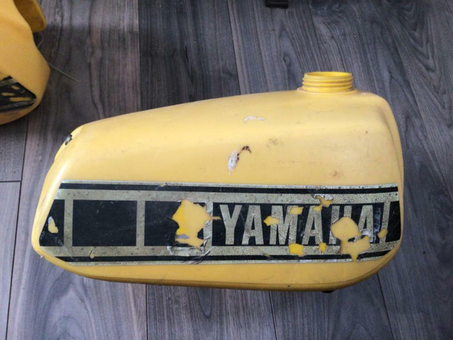 1980 Yamaha YZ125 Gas Tank in Motorcycle Parts & Accessories in Ontario - Image 2