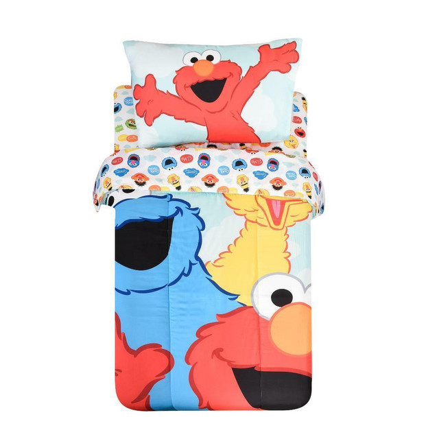 Sesame Street Elmo Kids Bedding Sheet Set with Reversible Comforter Bed in Bag 4 Pcs Set for Kids in Bedding - Image 4