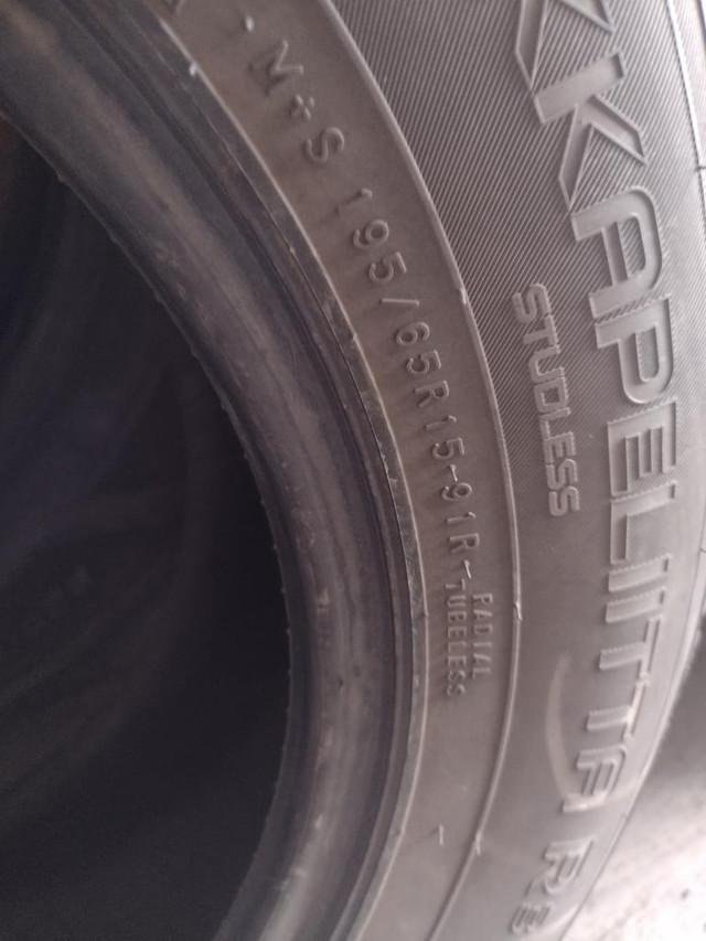 1 pneu d hiver 195/65r15 nokian en très bon état in Tires & Rims in Lévis - Image 2
