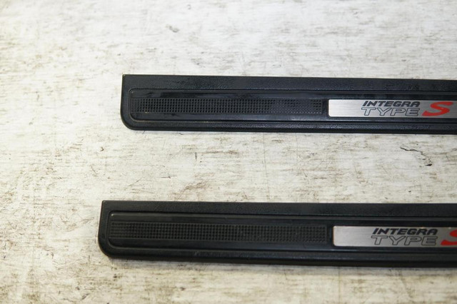 JDM Acura RSX DC5 Type S Door Sills Scuffs Kick Plates Steps 2002-2006 Honda in Other Parts & Accessories - Image 3