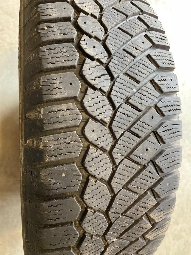 4 pneus dhiver P195/65R15 95T Gislaved Nord Frost 200 41.5% dusure, mesure 8-7-7-6/32 in Tires & Rims in Québec City - Image 4