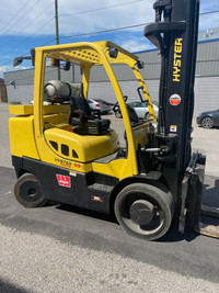 Hyster S155FT - 244 Lift - 15,500 LBS Capacity - 1450 HOURS