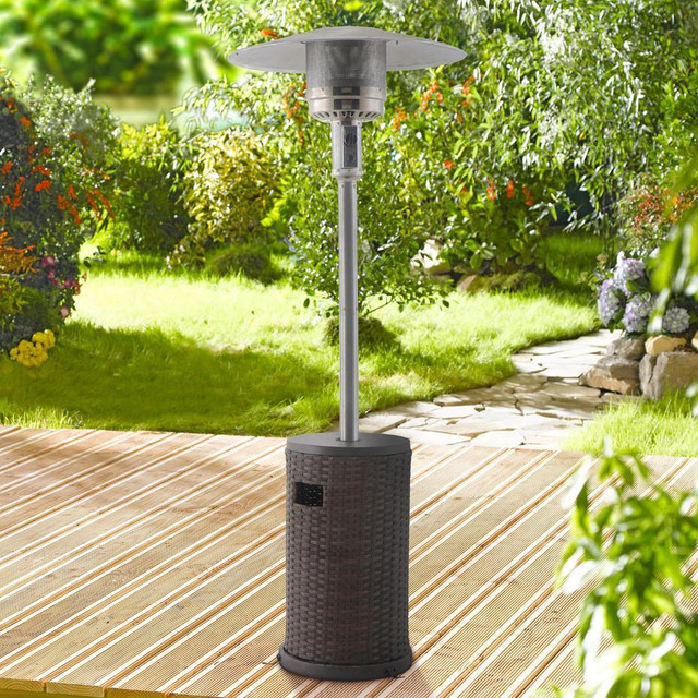 Patio Heater - Hometrends Wicker Patio Heater Powered by LP Gas in Patio & Garden Furniture in City of Toronto - Image 2