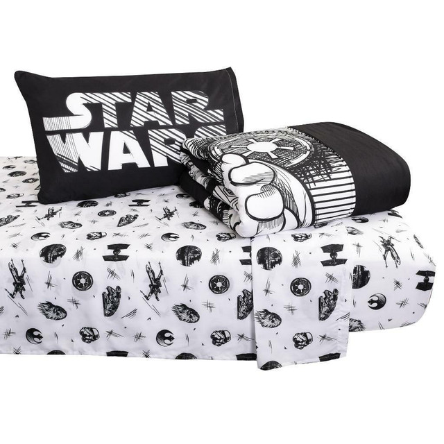 Star Wars Comic Book Kids Bedding Sheet Set with Reversible Comforter Bed in Bag 4 Pcs Set for Kids in Bedding - Image 4