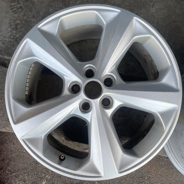 18 pouces 5x108 Lincoln / Ford original + sensors in Tires & Rims in Laval / North Shore - Image 2