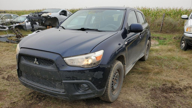 Parting out WRECKING: 2011 Mitsubishi RVR in Other Parts & Accessories - Image 4