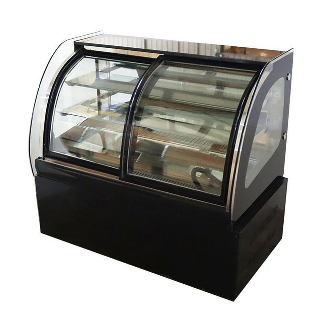 220v Commercial Curved Countertop Refrigerated Cake Bakery Display Case Cabinet 210081 in Other Business & Industrial in Toronto (GTA)