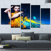 Made in Canada - Design Art 'Sexy Woman in Long Yellow Robes' 5 Piece Wall Art on Wrapped Canvas Set
