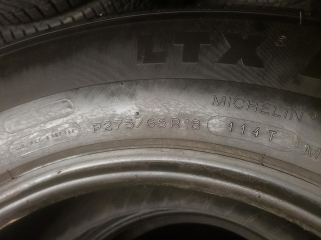 (D58) 1 Pneu Ete - 1 Summer Tire 275-65-18 Michelin 9-10/32 in Tires & Rims in Greater Montréal - Image 3