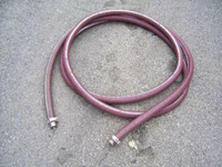 Lot de boyau 1 1/2 po et 2 po, connections acier inoxydable - one lot 1 1/2 and 2 inch hoses, stainless steel connectors