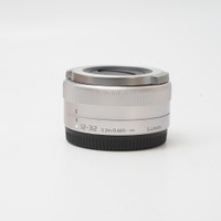 Lumix 12-32mm lens silver (ID - 1994 SB)