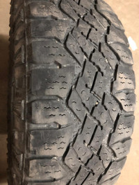 4 pneus d'été P265/65R17 112S Goodyear Wrangler Duratrac 58.0% d'usure, mesure 7-6-7-7/32