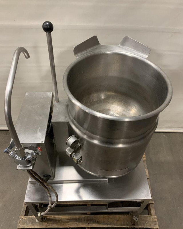 Cleveland Cooker Kettle with Faucet in Other Business & Industrial in Ontario - Image 3