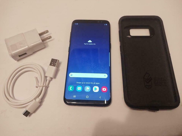 *BACK IS CRACKED* WORKS GOOD SAMSUNG GALAXY S8 64GB UNLOCKED/DEBLOQUE FIDO ROGERS CHATR TELUS BELL KOODO LUCKY MOBILE FI in Cell Phones in City of Montréal